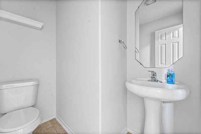 Building Photo - 16210 Bloom Meadow Tr