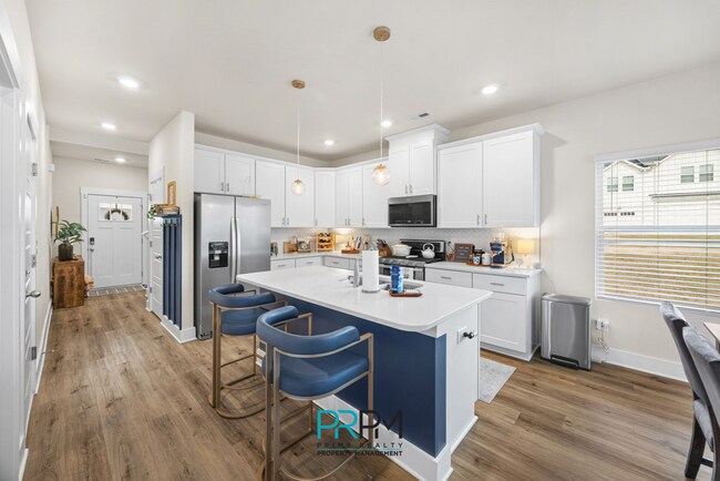 Building Photo - 63 Galley Ln