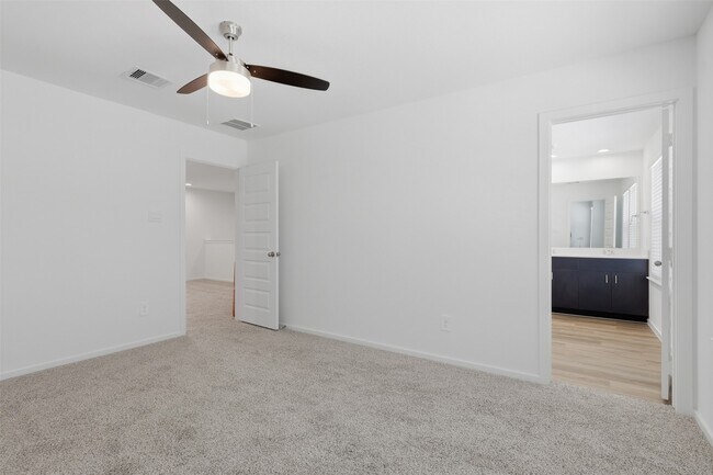 Building Photo - 7720 Inwood Grv Ln