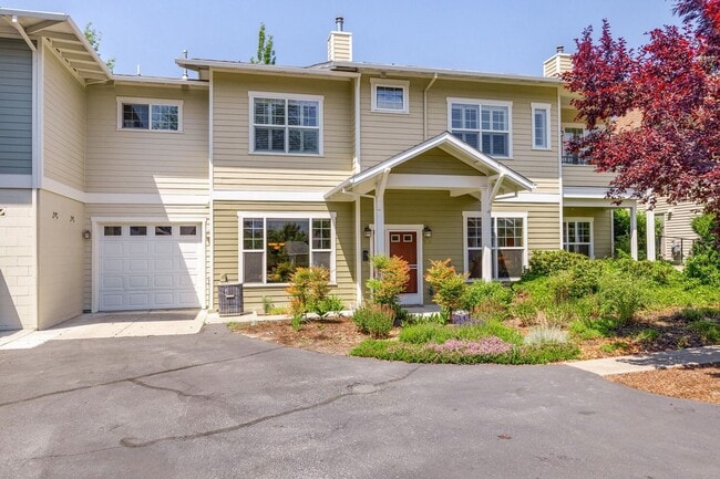 Primary Photo - Mountain Meadows 2 Bedroom, 2 Bath Condomi...