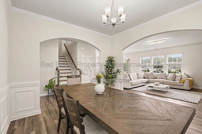 Building Photo - 16110 Winfield Hall Dr
