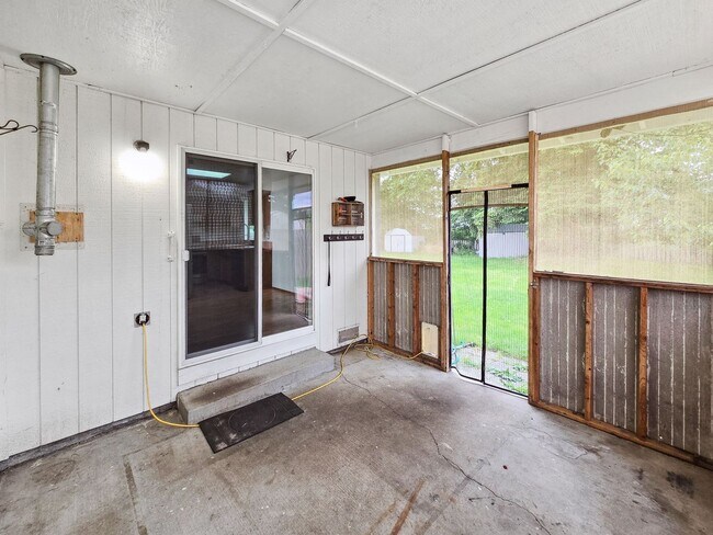 Building Photo - 8829 9th Pl W