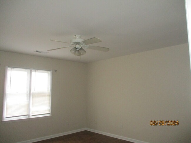 Building Photo - 1007 Michigan St