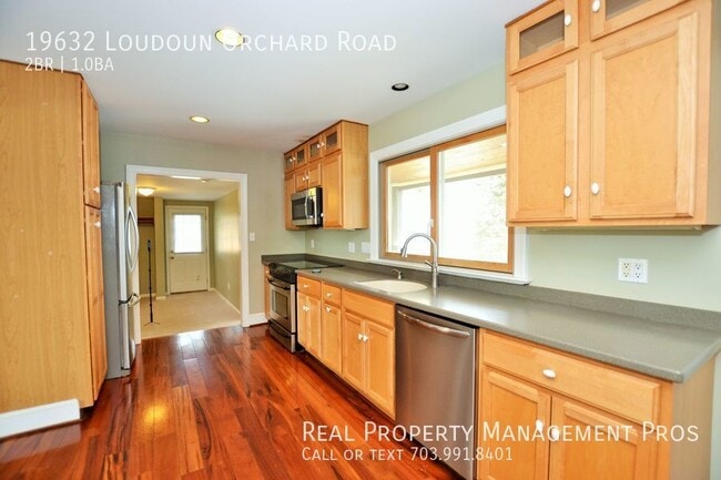 Building Photo - 19632 Loudoun Orchard Rd
