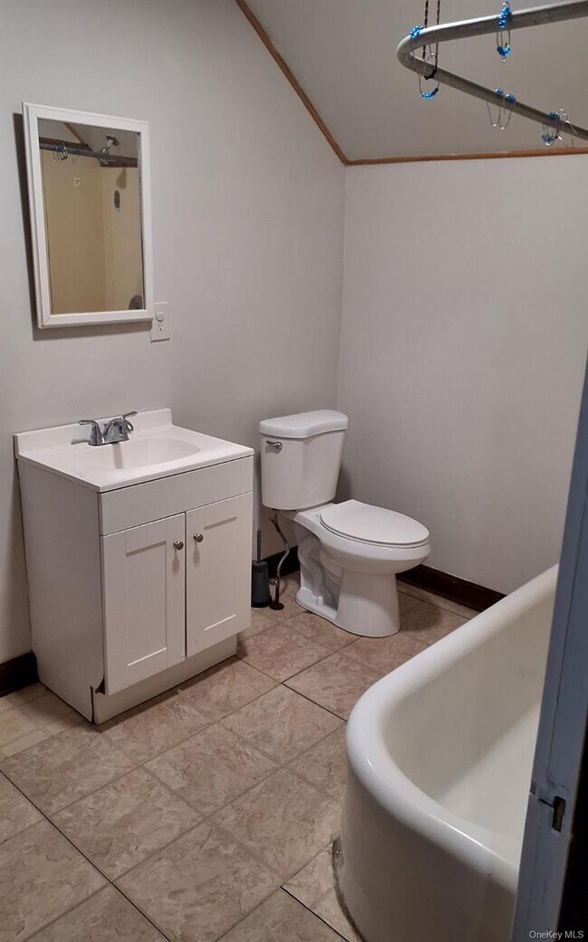 Building Photo - 25 Van Orden Ave