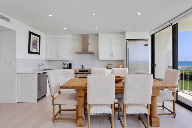 Building Photo - 3300 S Ocean Blvd