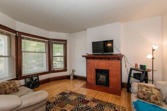 Building Photo - Farwell House