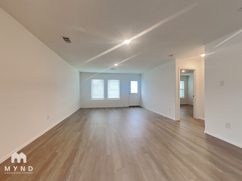 Building Photo - 26815 Wilderye Cv Ln