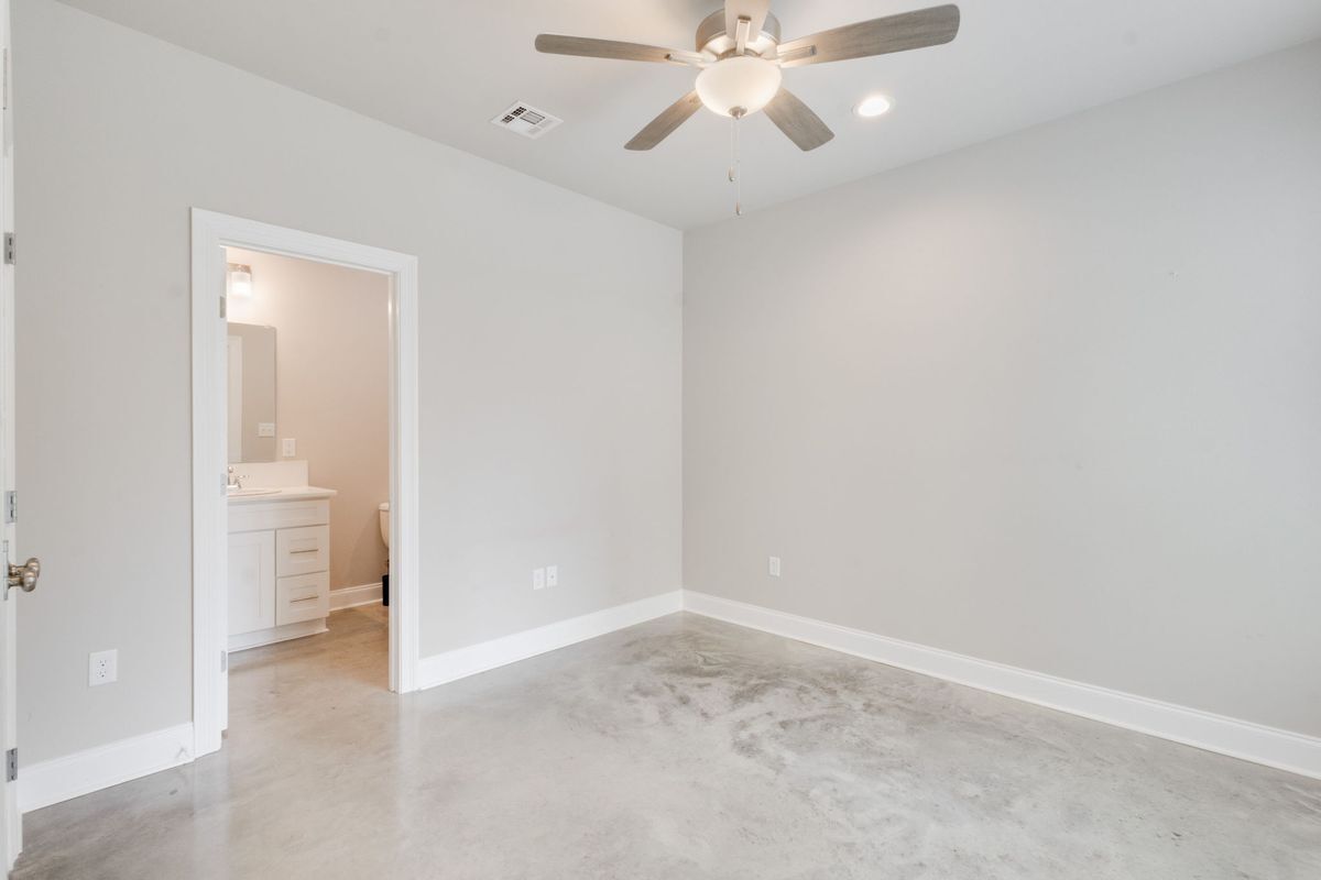 Building Photo - 118 Gadwall Dr