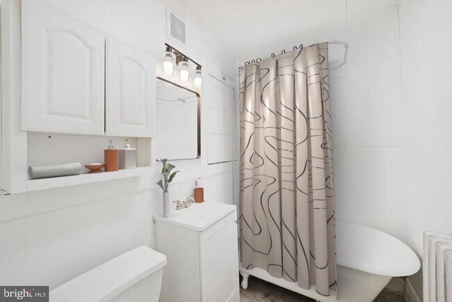 Building Photo - 1430 A St SE