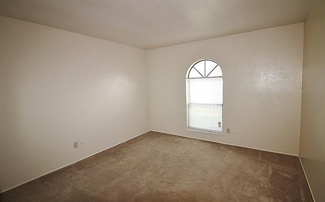Building Photo - 10253 Sweet Gum St