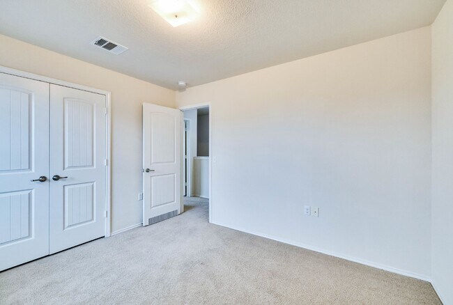 Building Photo - 4220 Creede Dr