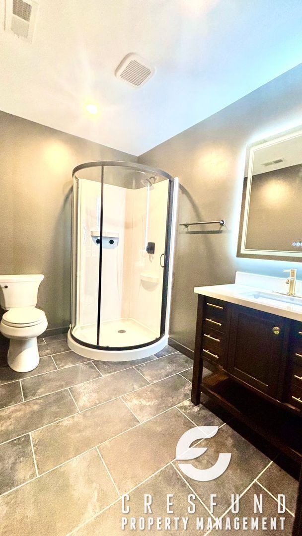Building Photo - $350 OFF YOUR 1ST FULL MONTHS RENT! 4 Bed,...