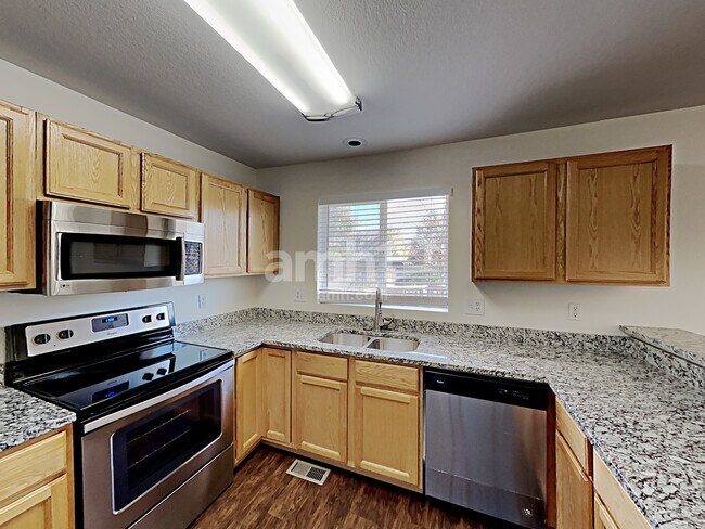 Building Photo - 11762 Elizabeth Cir