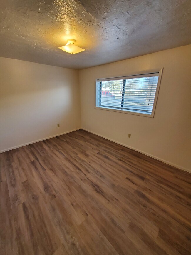 Building Photo - 1430 Jefferson Ave