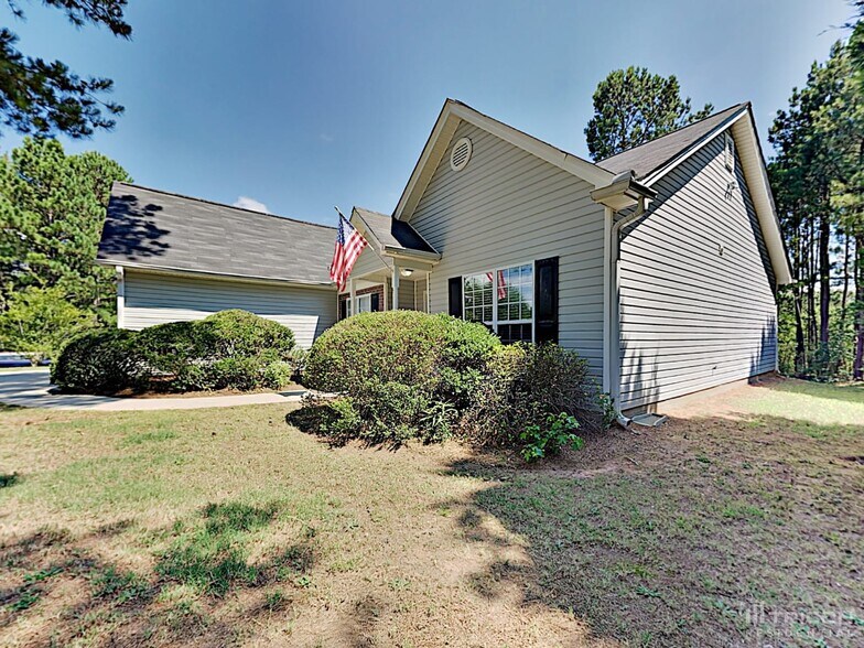 Building Photo - 309 Lokey's Ridge Rd