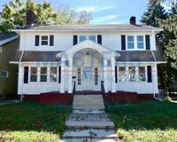 Building Photo - 524 E Hudson St