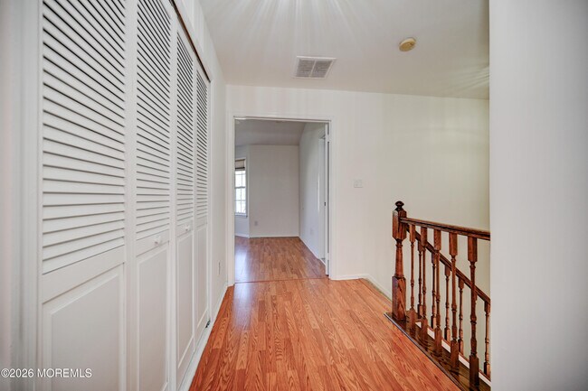 Building Photo - 214 Paddington Ct