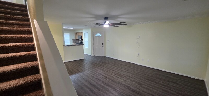 Building Photo - 16778 N Gull Dr