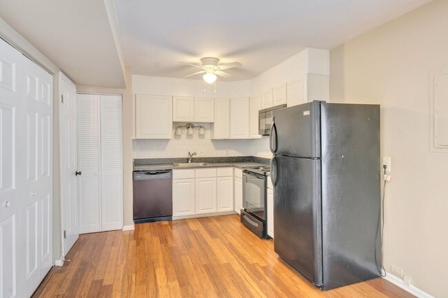 Building Photo - 2716 Gatewood Cir