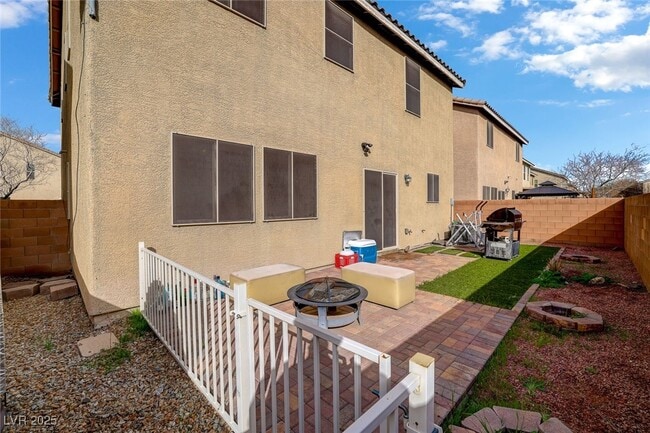 Building Photo - 5446 Gold One Ln