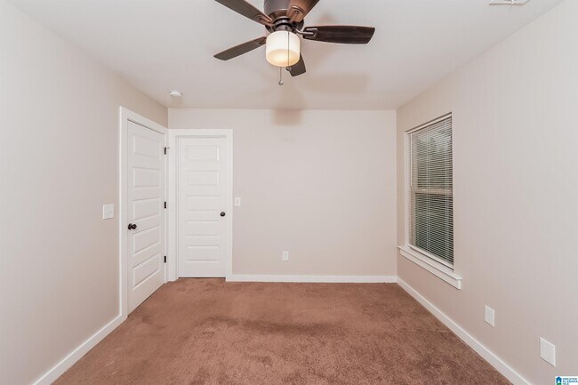 Building Photo - 380380 Deer Creek Way