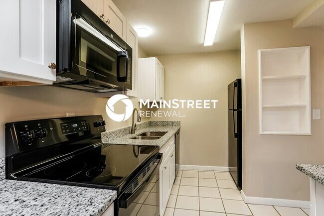 Building Photo - 3 Bedroom Pet-Friendly Home in Cape Coral,...