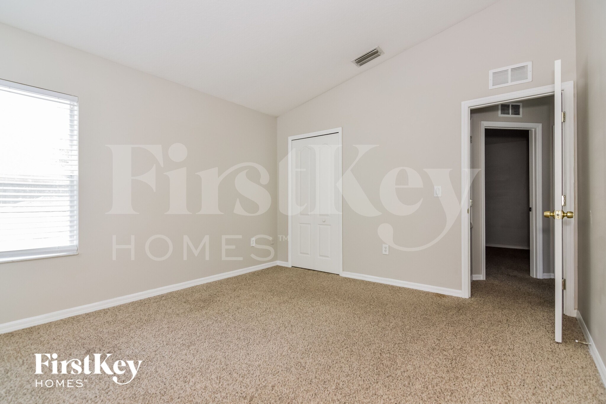 Building Photo - 18136 Birdwater Dr