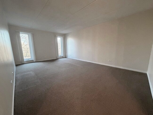 Building Photo - 1551 Ashland Ave