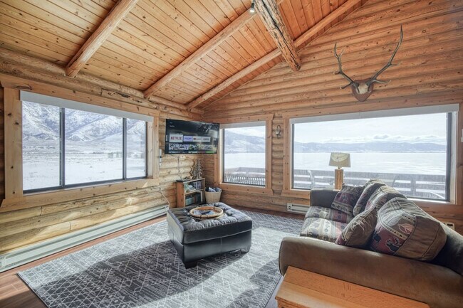 Building Photo - 5406 Henrys Lake Rd