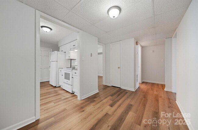 Building Photo - 824 6th St NW