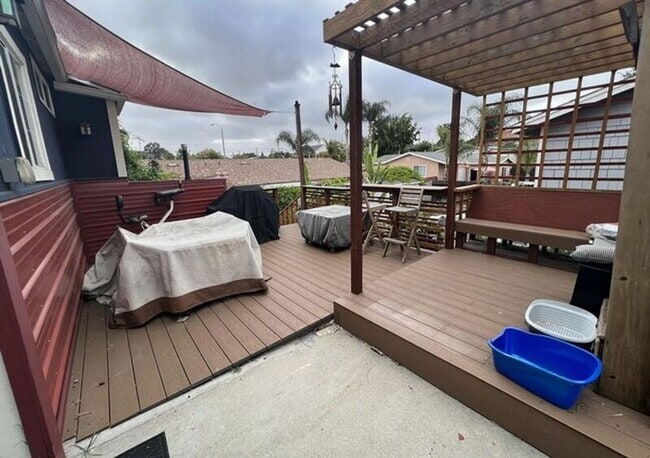 Building Photo - 4212 J St