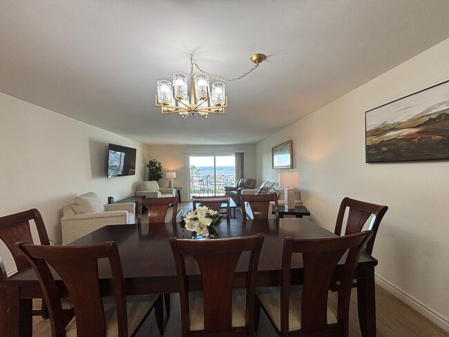 Building Photo - Beautiful 55+ Condo in Oceanside!