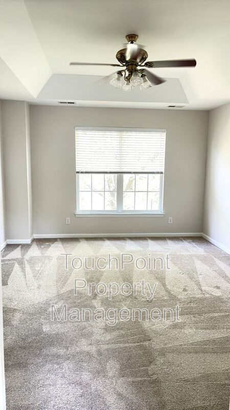 Building Photo - 8620 Grey Squirrel Ct