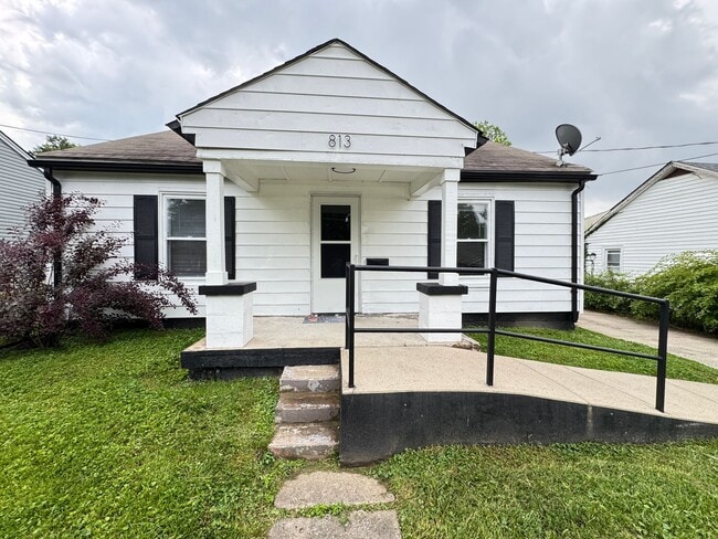 Building Photo - 813 Shelby Ave