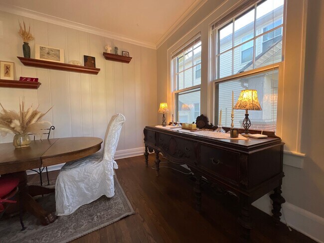 Building Photo - Maryland721