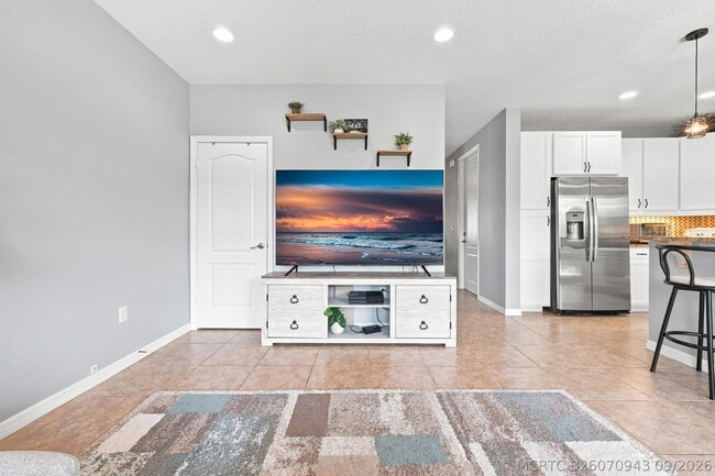 Building Photo - 4585 Tara Cove Way
