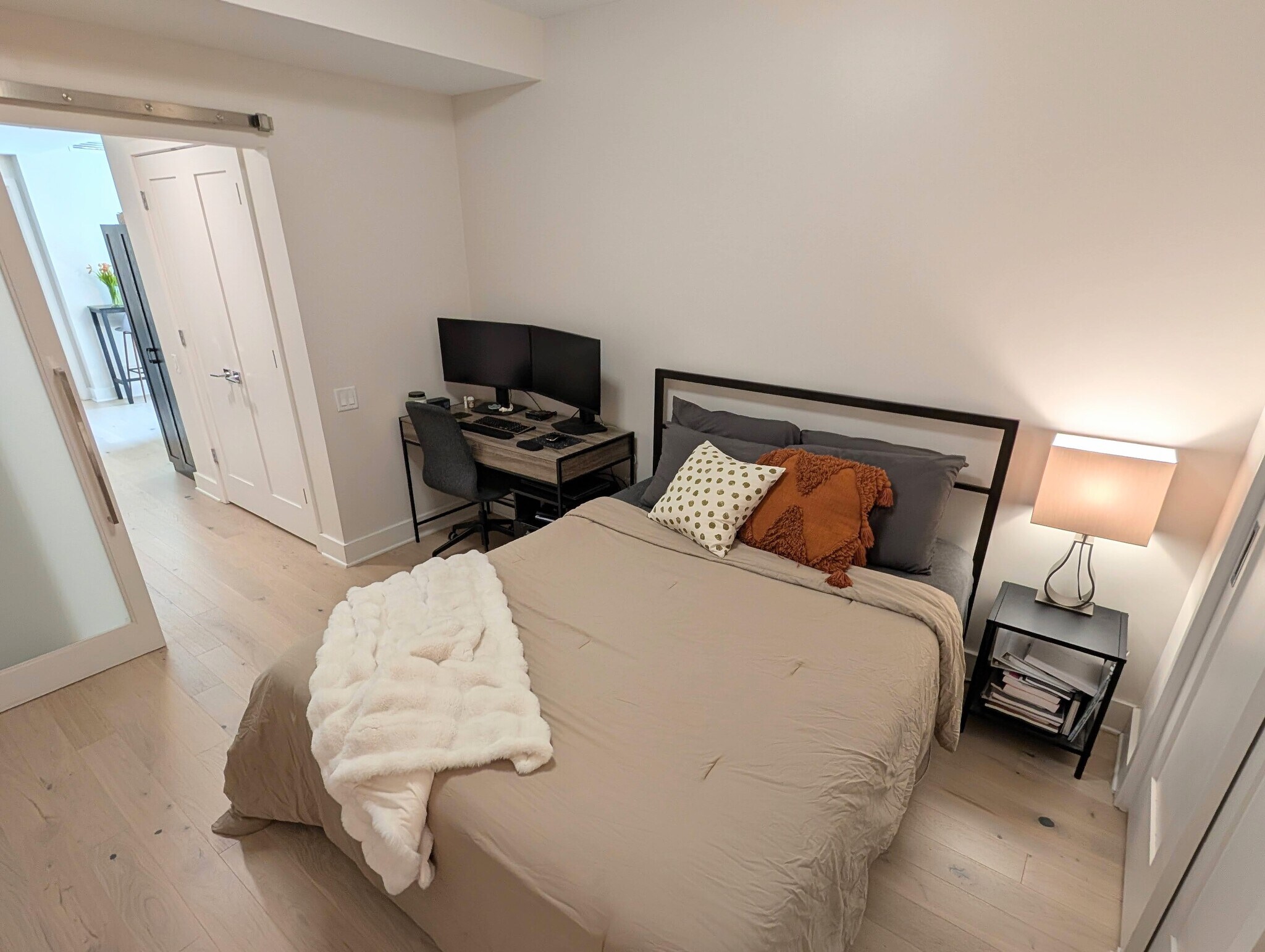 Building Photo - 1211 Van St SE