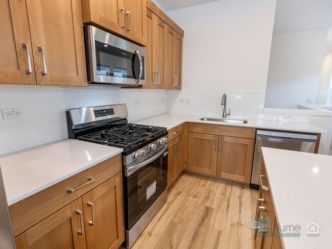 Building Photo - 3675 SW 209th Ave