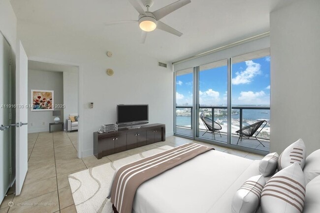 Building Photo - 888 Biscayne Blvd