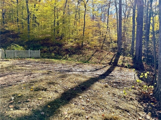 Building Photo - 221 Centennial Farm Ln