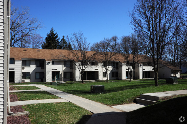 Building Photo - Brookside Apartments