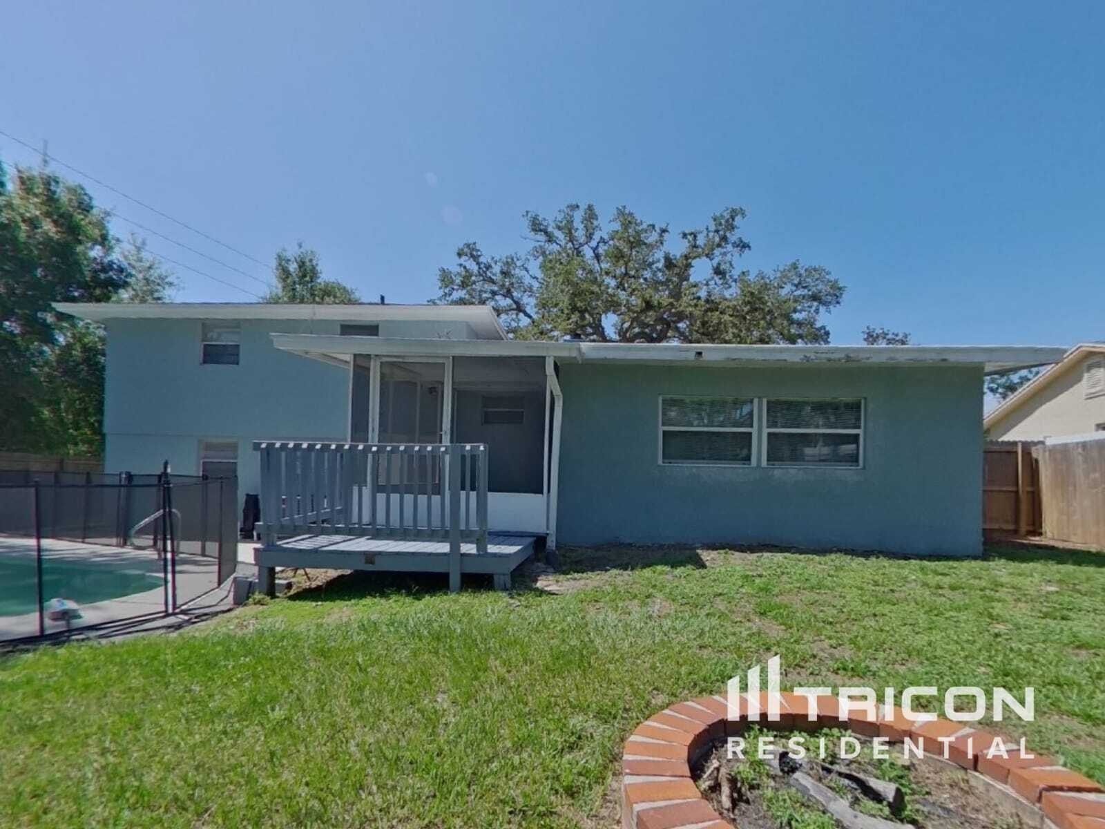 Building Photo - 10 Suncrest Dr