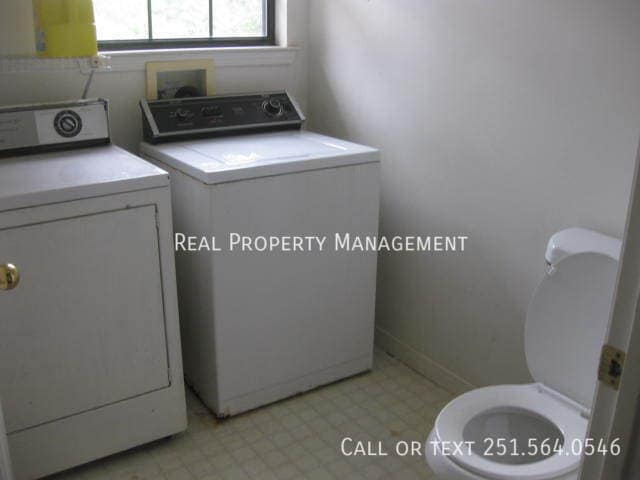 Building Photo - 420 Lakeview Dr W