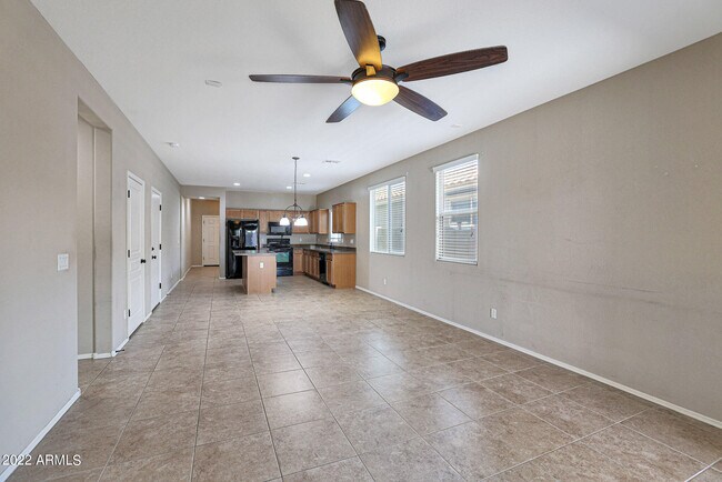 Building Photo - 14903 W Georgia Dr