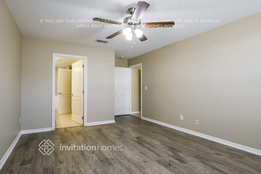 Building Photo - 365 Marco Ct