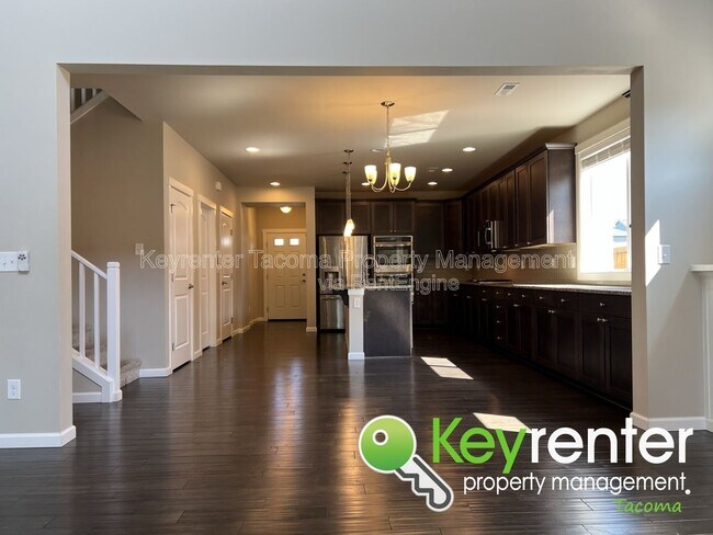 Building Photo - 16128-16181 81 Ave E