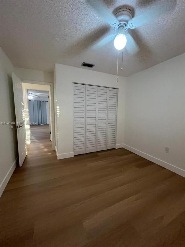 Building Photo - 1045 SW 122nd Ct