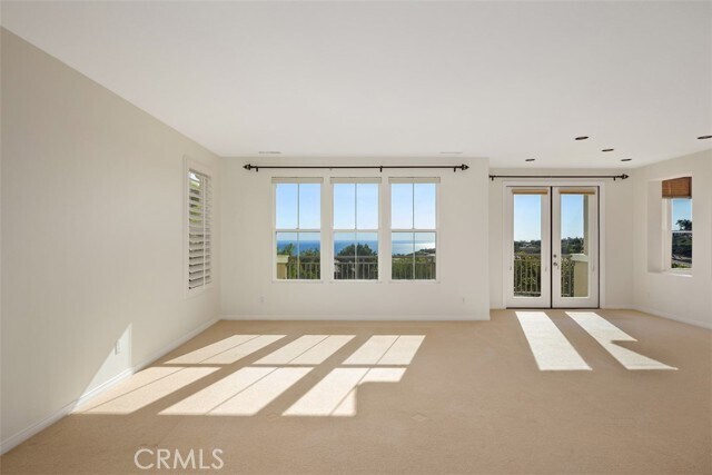 Building Photo - 10 Sunset Cove