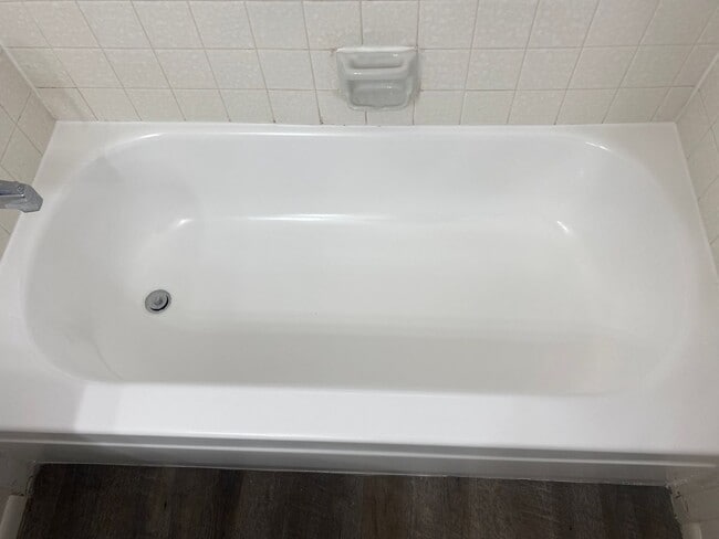 Building Photo - Henderson!!! 4 Bedrooms!! Single Story!! 2 car garage!! Big Back Yard!!! No HOA!! All Appliances!!